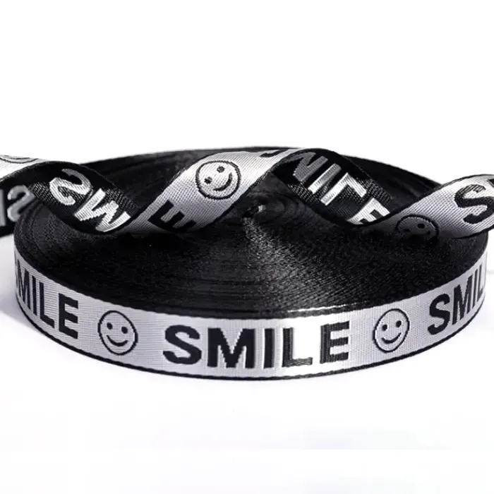 జాక్వర్డ్ నేసిన రిబ్బన్